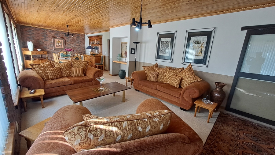 4 Bedroom Property for Sale in Vrede Free State